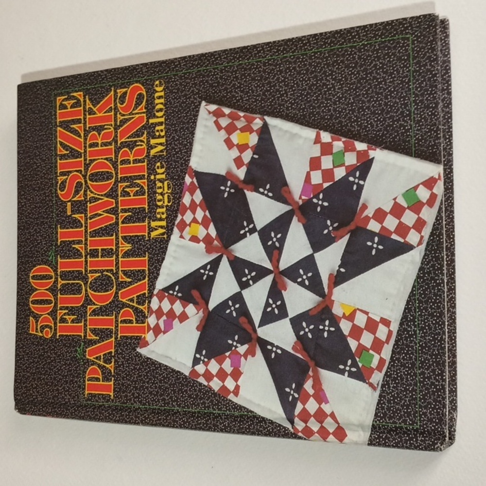 500 Full Size Patchwork Patterns Quilt Block Hardcover Book Maggie Malone